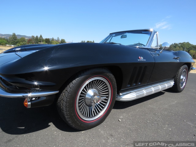 1966-corvette-stingray-060.jpg