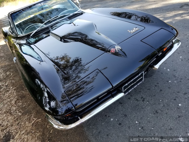 1966-corvette-stingray-099.jpg