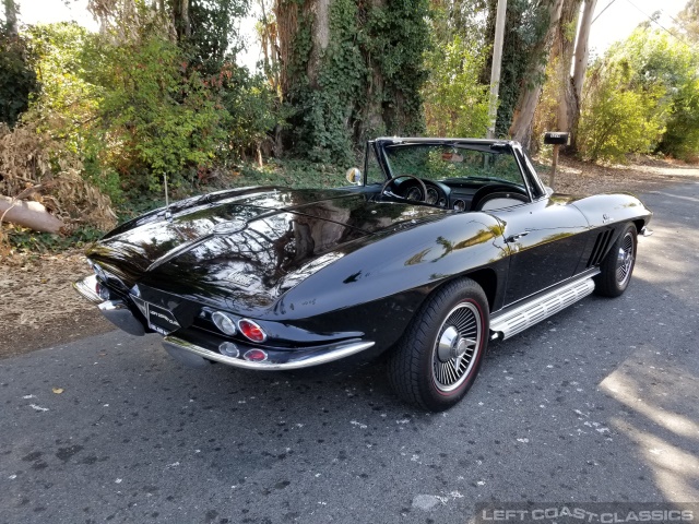 1966-corvette-stingray-194.jpg