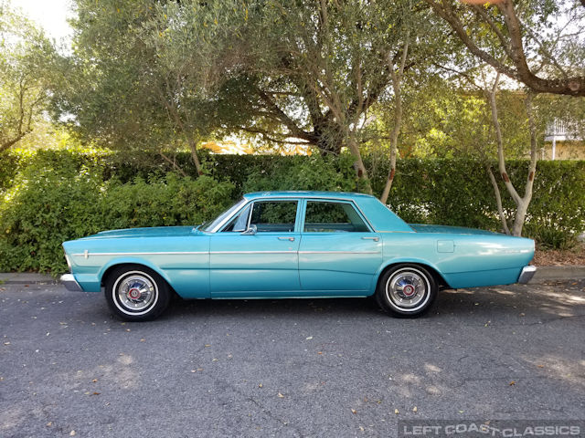 1966-ford-galaxie-custom-500-005.jpg