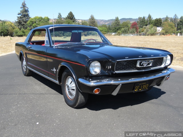 1966-ford-mustang-coupe-028.jpg