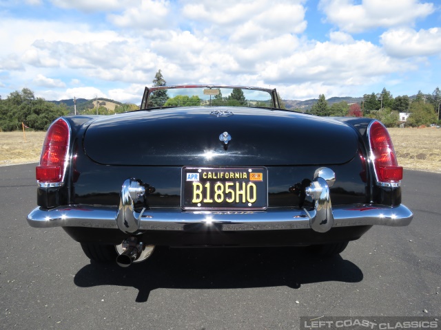 1966-mgb-roadster-022.jpg