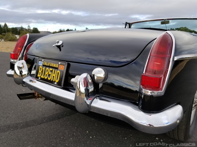 1966-mgb-roadster-056.jpg