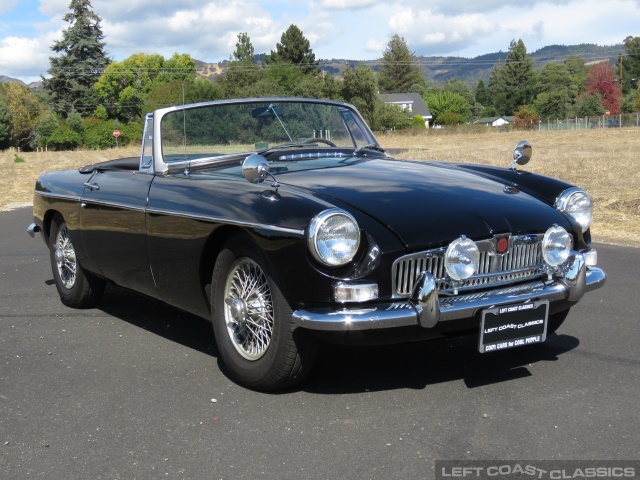 1966-mgb-roadster-174.jpg