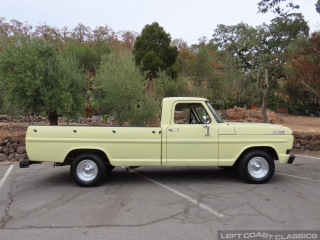 1967-ford-f100-pickup-012.jpg