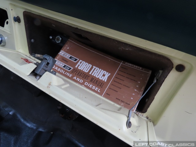 1967-ford-f100-pickup-086.jpg