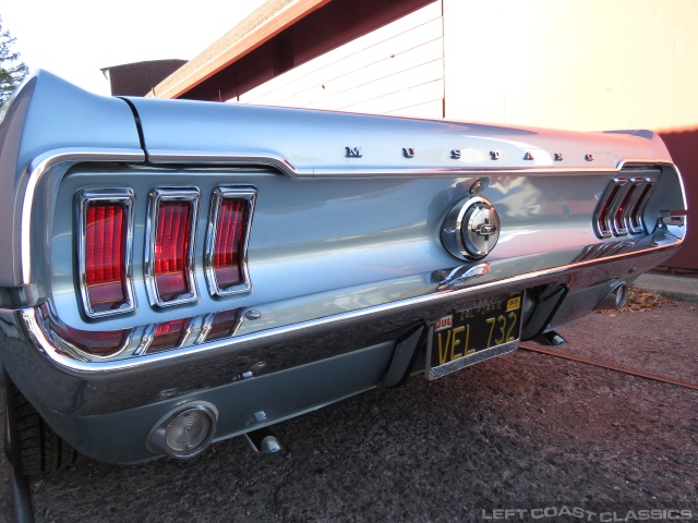 1967-ford-mustang-convertible-054.jpg