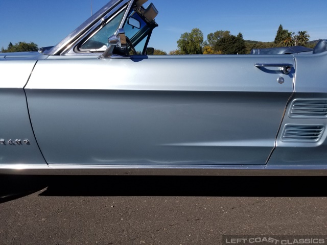 1967-ford-mustang-convertible-077.jpg