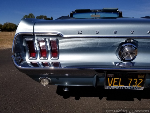 1967-ford-mustang-convertible-079.jpg