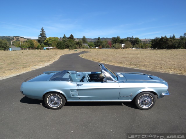 1967-ford-mustang-convertible-201.jpg