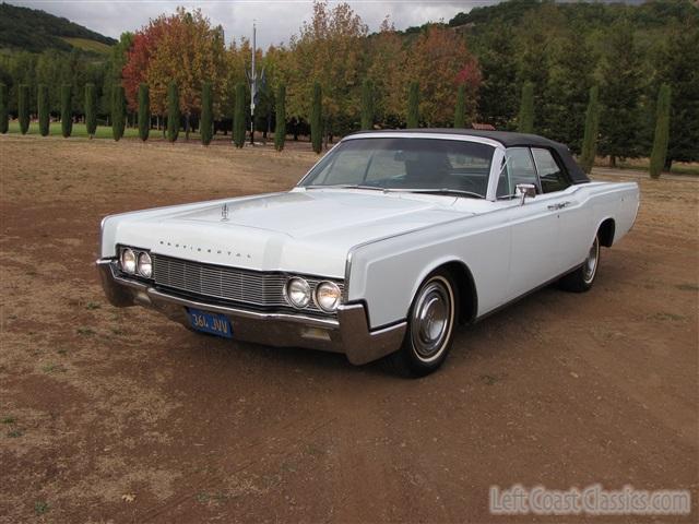 1967-lincoln-continental-convertible-013.jpg