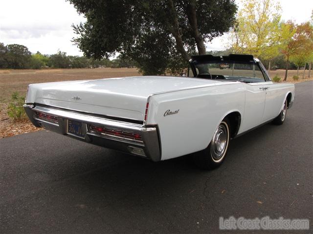 1967-lincoln-continental-convertible-033.jpg