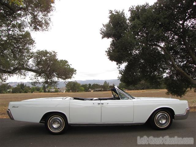 1967-lincoln-continental-convertible-037.jpg