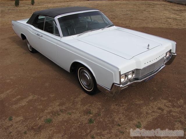 1967-lincoln-continental-convertible-043.jpg