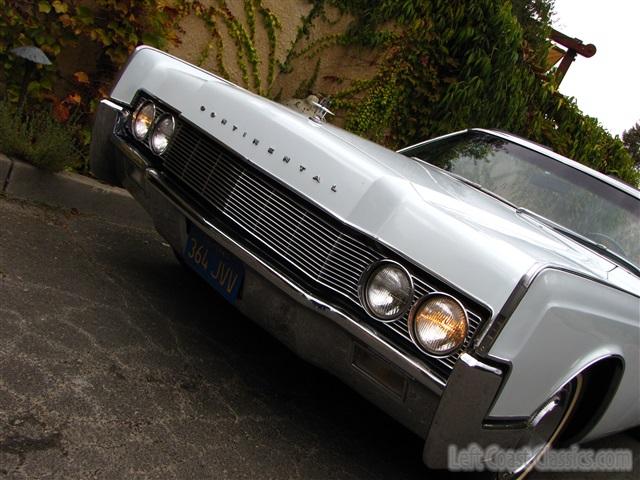 1967-lincoln-continental-convertible-047.jpg