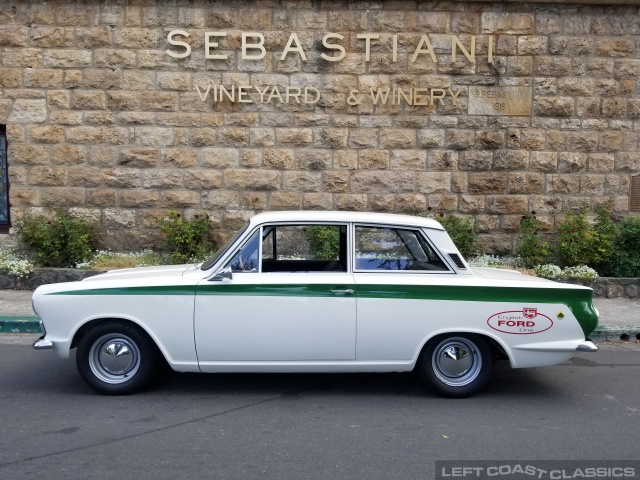 1967-lotus-cortina-014.jpg