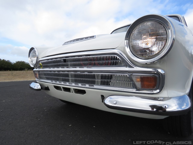 1967-lotus-cortina-053.jpg