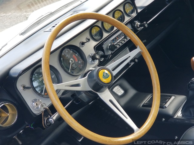 1967-lotus-cortina-104.jpg