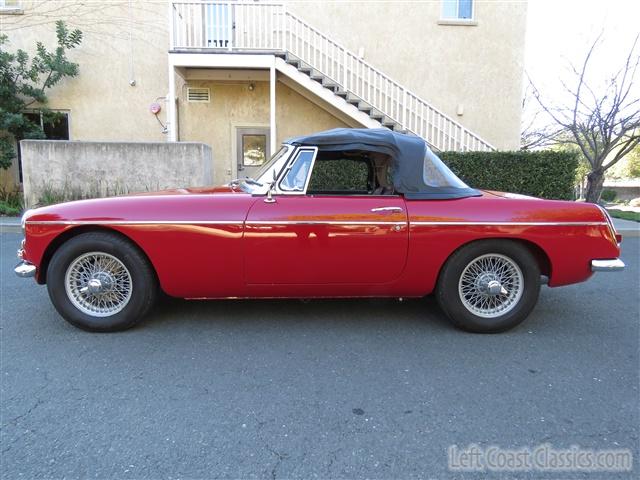 1967-mgb-roadster-021.jpg