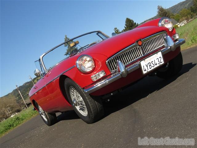 1967-mgb-roadster-064.jpg