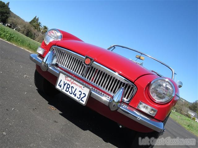 1967-mgb-roadster-080.jpg