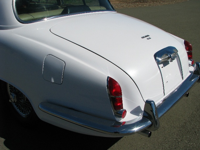 1967 Jaguar 420 Saloon Close-up