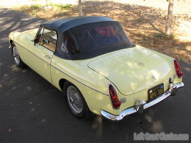 1968-mgb-roadster-016.jpg