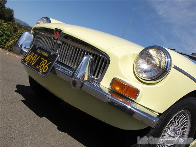 1968-mgb-roadster-054.jpg