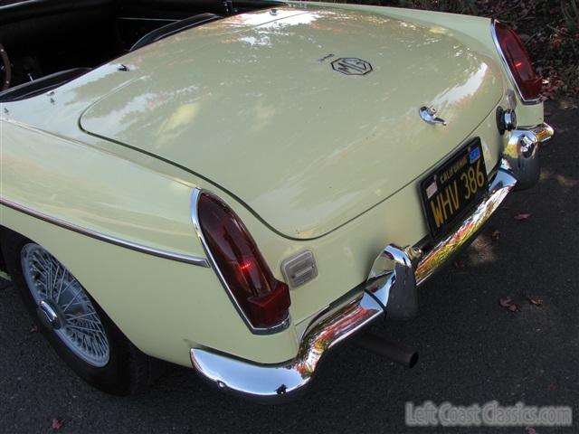 1968-mgb-roadster-077.jpg