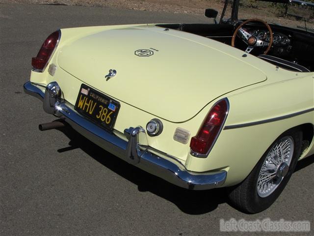 1968-mgb-roadster-079.jpg