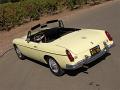 1968-mgb-roadster-012