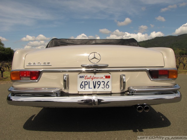 1969-mercedes-280se-cabriolet-037.jpg