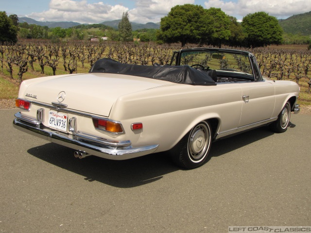 1969-mercedes-280se-cabriolet-040.jpg