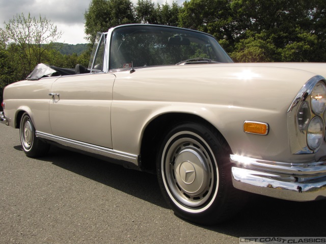 1969-mercedes-280se-cabriolet-068.jpg