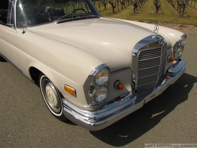 1969-mercedes-280se-cabriolet-101.jpg