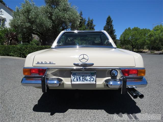 1969-mercedes-benz-280sl-pagoda-036.jpg