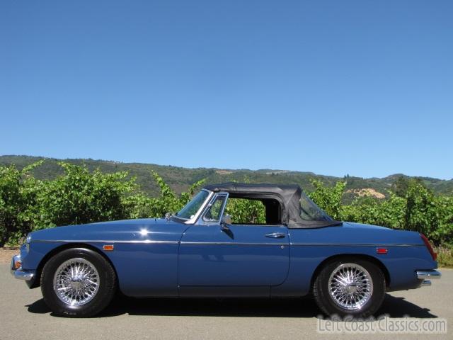 1969-mgb-roadster-017.jpg