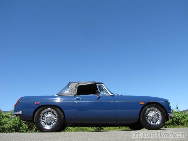 1969-mgb-roadster-035.jpg