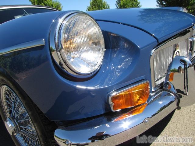 1969-mgb-roadster-047.jpg