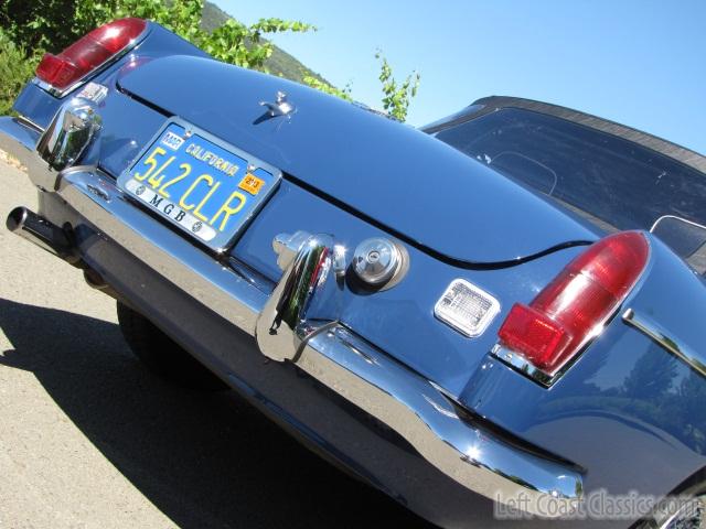 1969-mgb-roadster-070.jpg