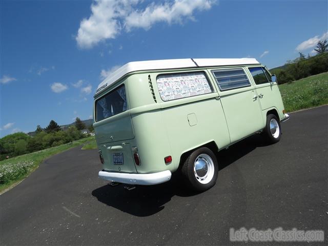 1969-volkswagen-westfalia-camper-028.jpg