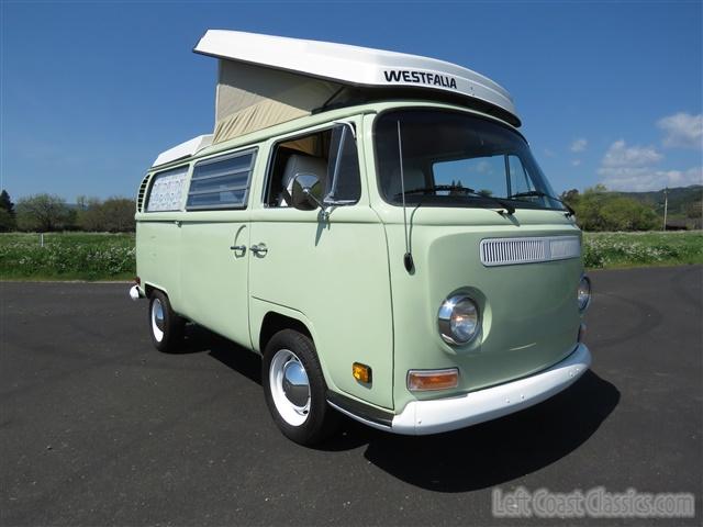 1969-volkswagen-westfalia-camper-043.jpg