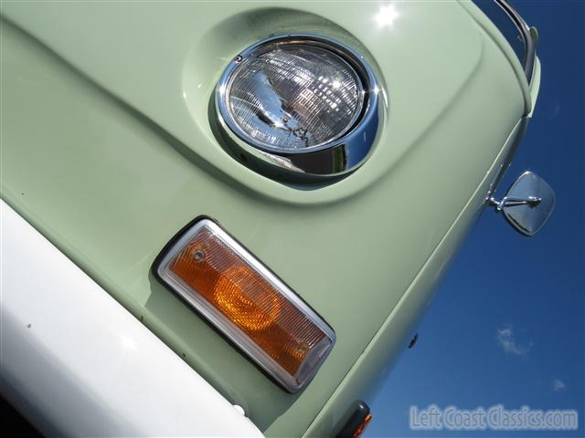 1969-volkswagen-westfalia-camper-060.jpg