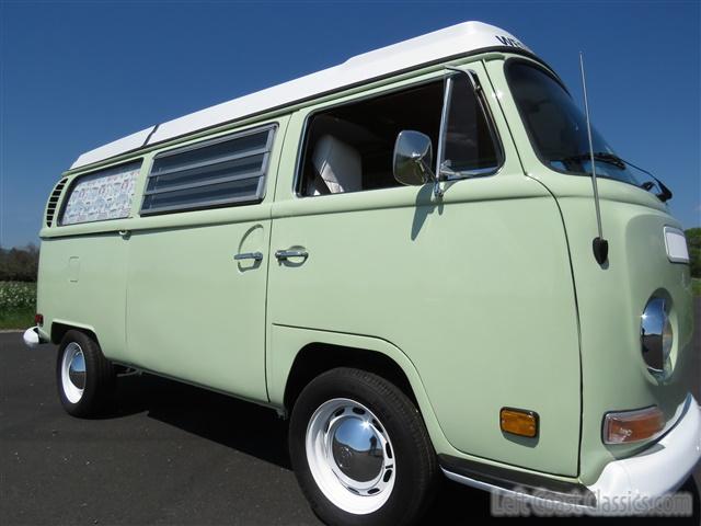 1969-volkswagen-westfalia-camper-093.jpg