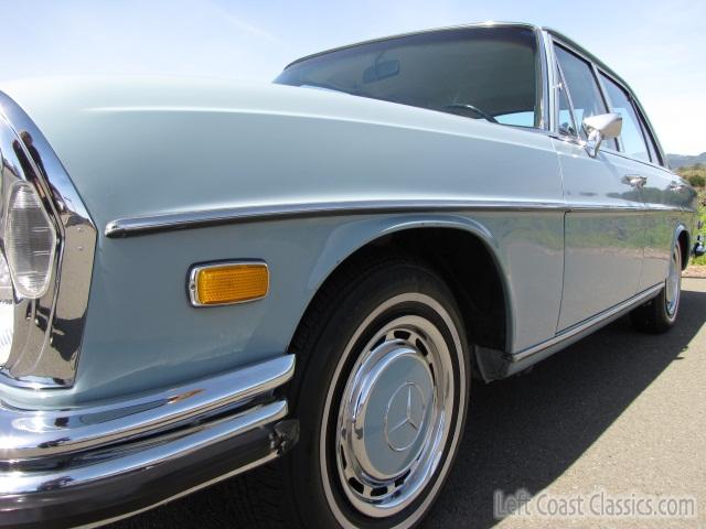 1970-mercedes-280s-1986.jpg