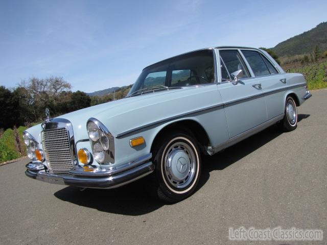 1970-mercedes-280s-1997.jpg