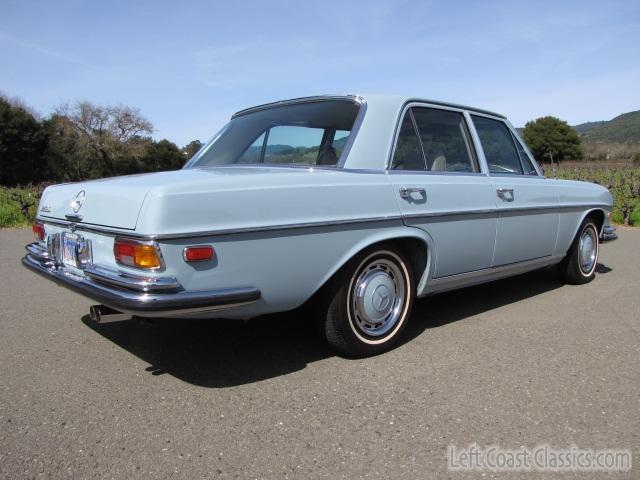 1970-mercedes-280s-2029.jpg