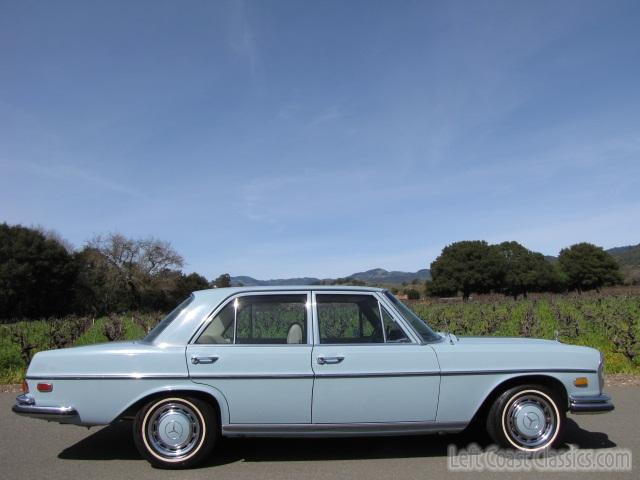 1970-mercedes-280s-2030.jpg