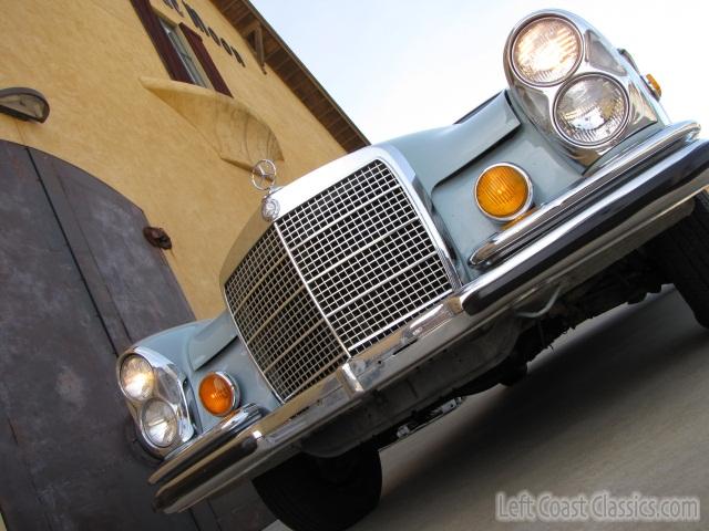 1970-mercedes-280s-2143.jpg