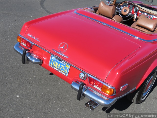 1970-mercedes-benz-280sl-078.jpg